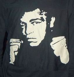 ali_t_shirt_by_modjo9.jpg, 11 KB
